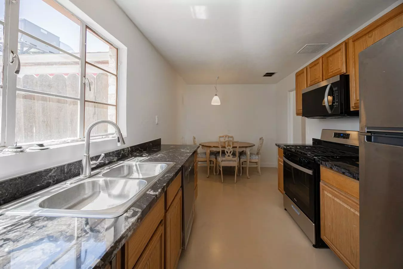 2449 E Fairmount Ave Phoenix, AZ 85016 photo 3