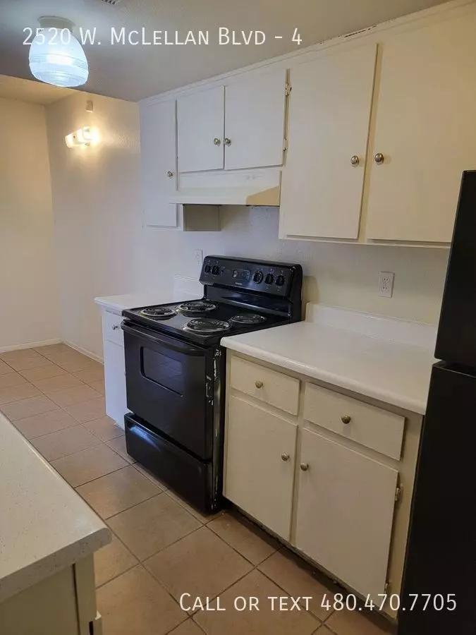 Casa Blanca Apartments photo 2