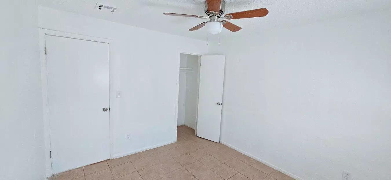 2601 East Monte Cristo Avenue, Phoenix, AZ 85032 photo 4