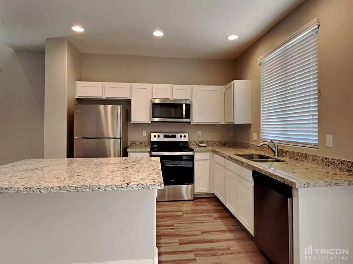 2615 East Danbury Road, Phoenix, AZ 85032 photo 3