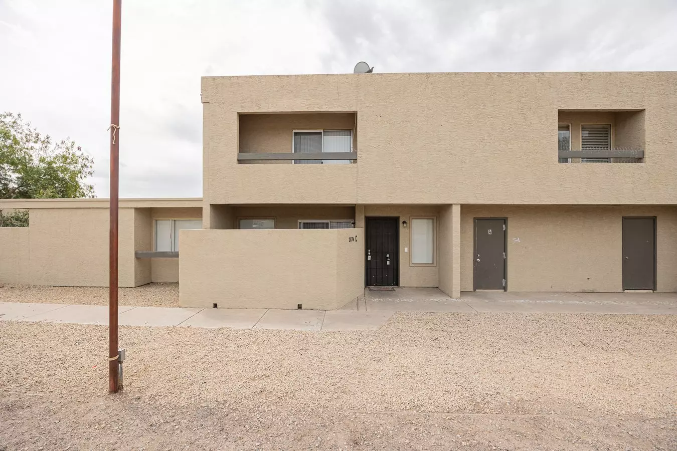 2674 N 43rd Ave Phoenix, AZ 85009 photo 3