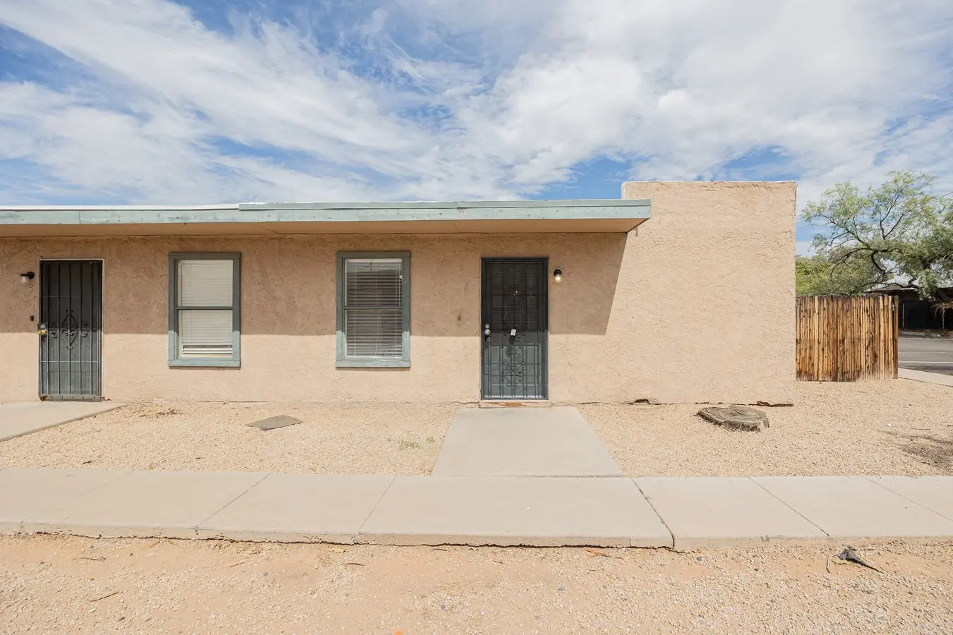 2730 E Belleview St photo 4
