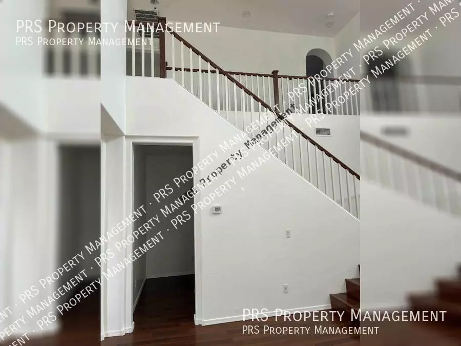 2741 W Redwood Ln Phoenix, AZ 85045 photo 5