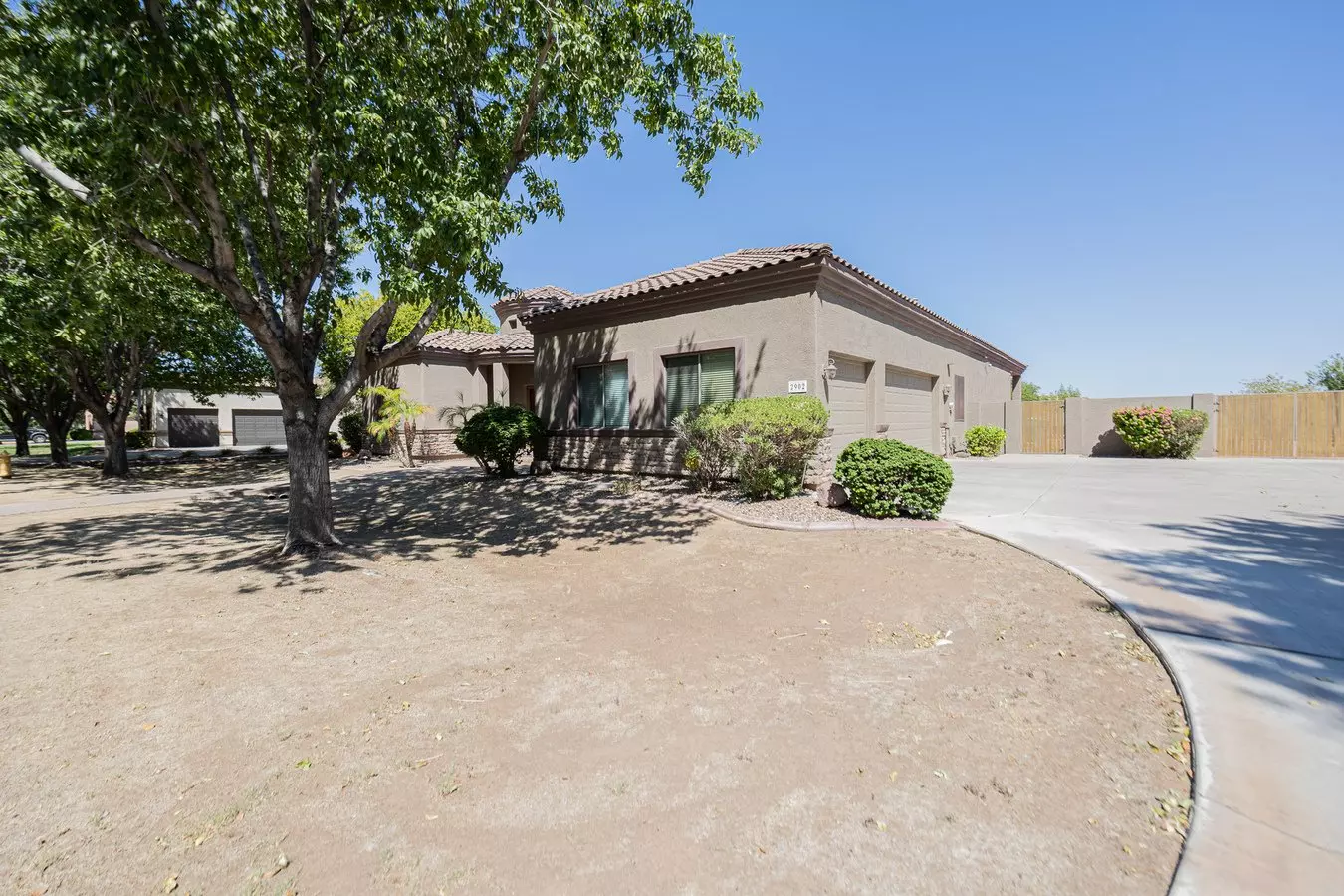 2902 East Gary Way, Phoenix, AZ 85042 photo 3