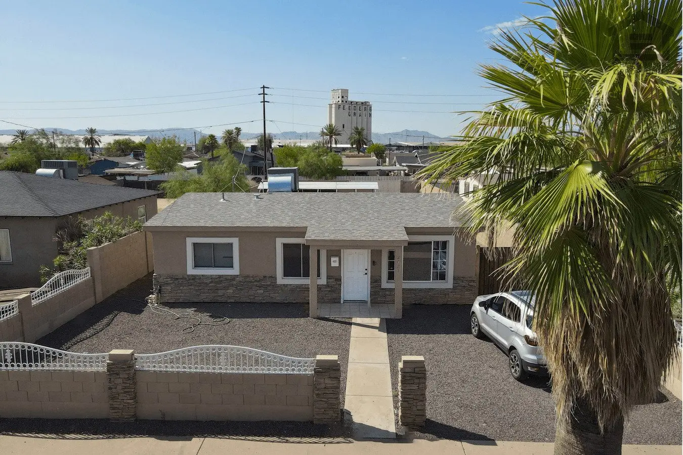 2421 W Washington St Phoenix, AZ 85009 photo 4