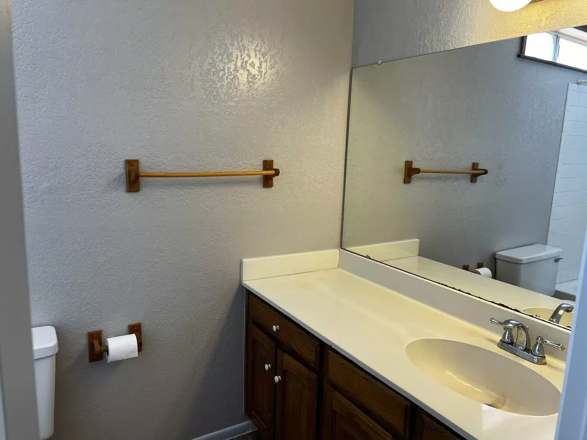 3424 W Aire Libre Ave photo 5