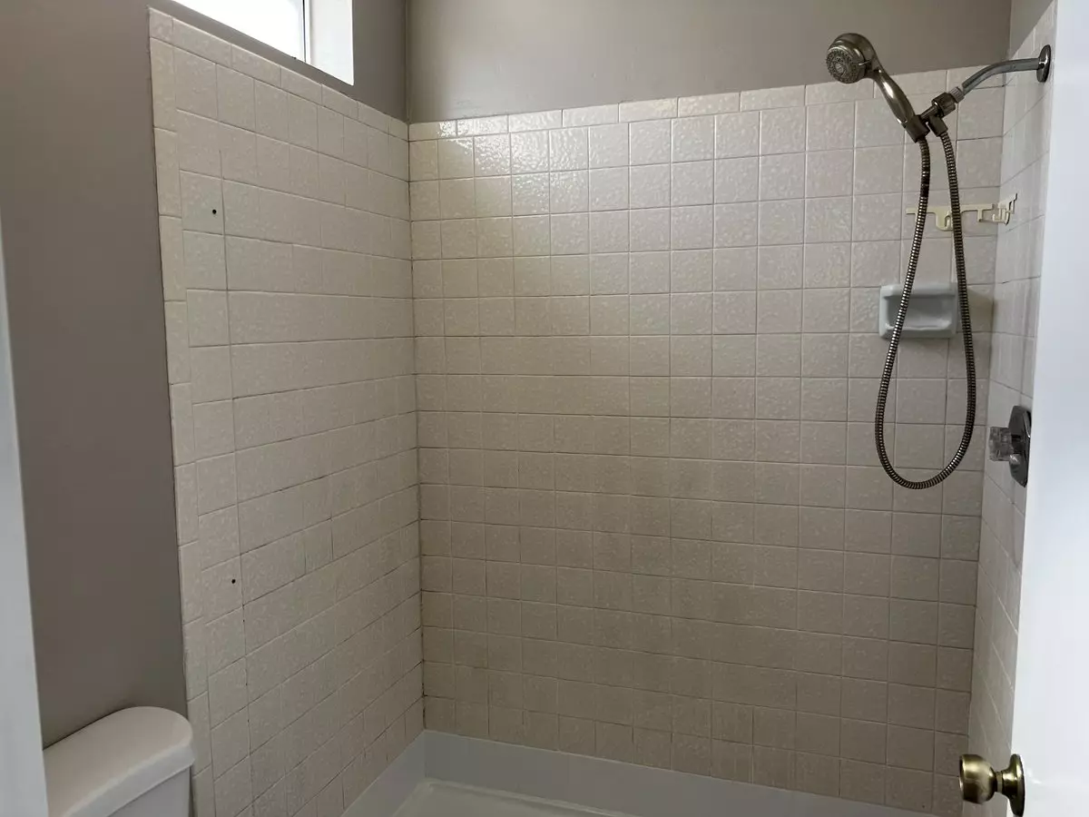 3424 W Aire Libre Ave photo 2