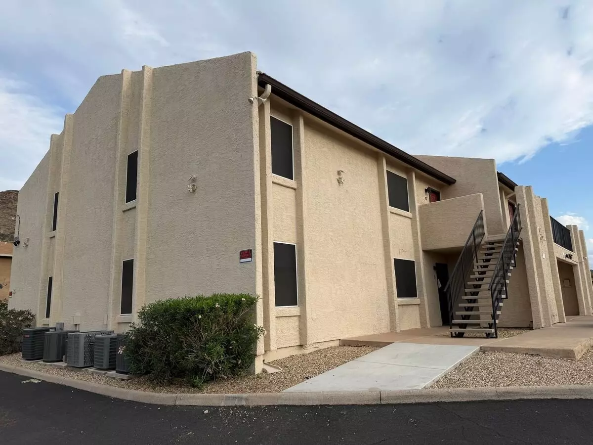 10644 N 15th Way unit Unit 11 photo 3