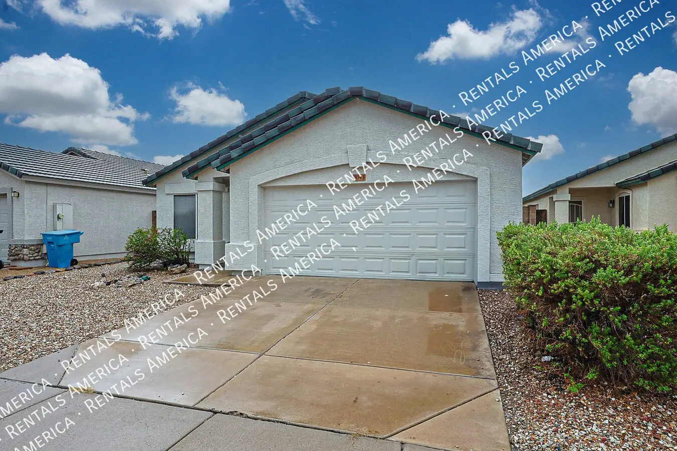 3043 W Abraham Ln Phoenix, AZ 85027 photo 2