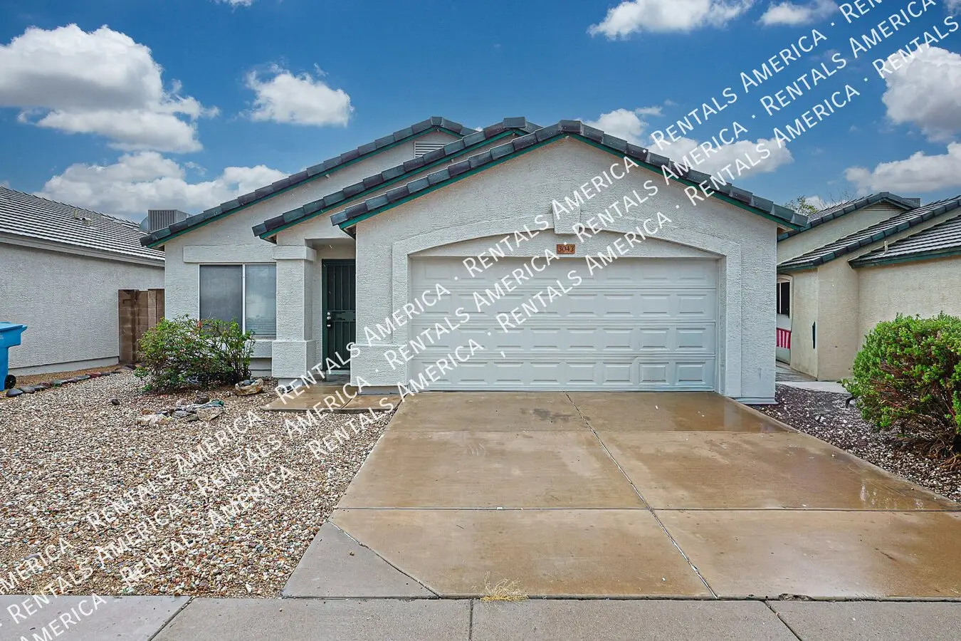 3043 W Abraham Ln Phoenix, AZ 85027