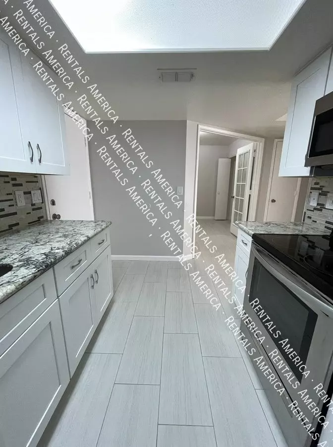 3131 W COCHISE Drive photo 5