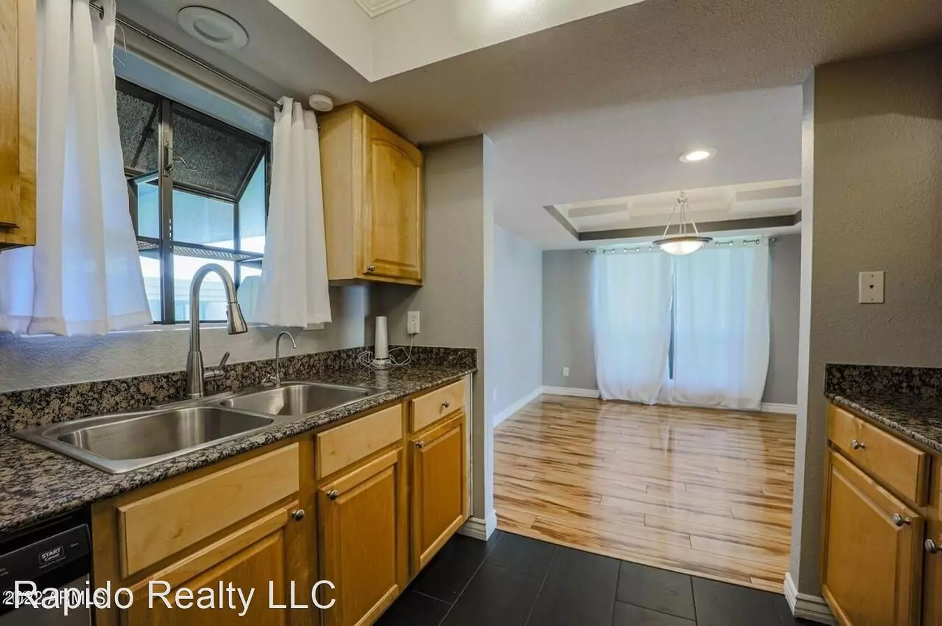 3434 W DANBURY Drive photo 3