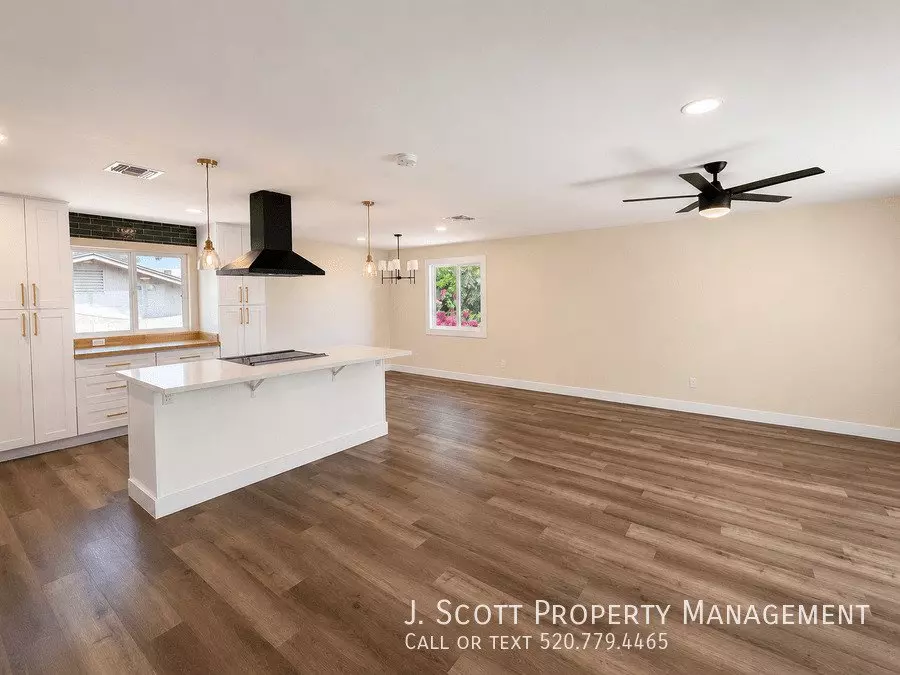 3459 W Evans Dr photo 5