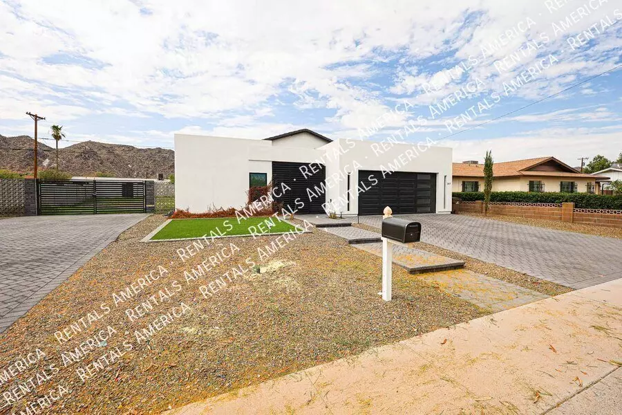347 E Ln photo 2