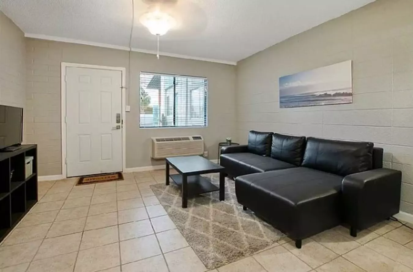 Portofino Apartments photo 3