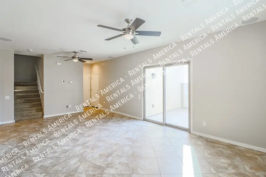 3625 E Zachary Dr photo 5