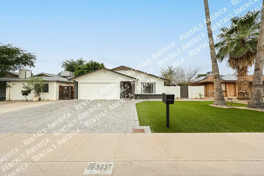 3837 W Acapulco Ln Phoenix, AZ 85053 photo 2