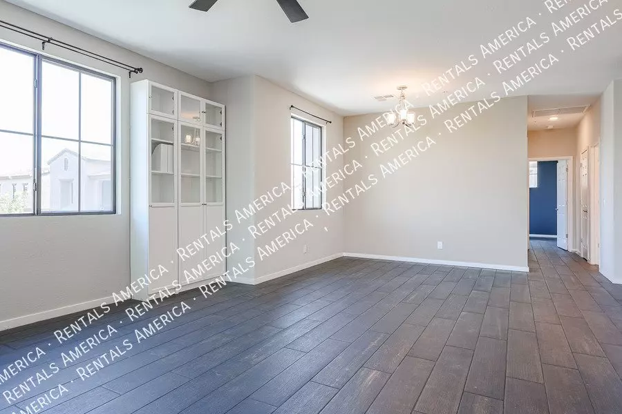 3900 E BASELINE Road E photo 5
