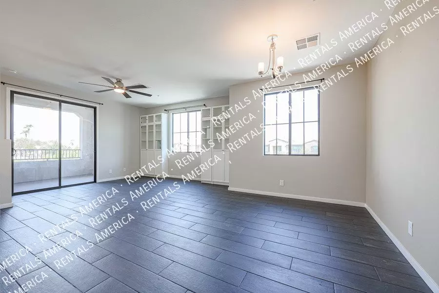 3900 E BASELINE Road E photo 3