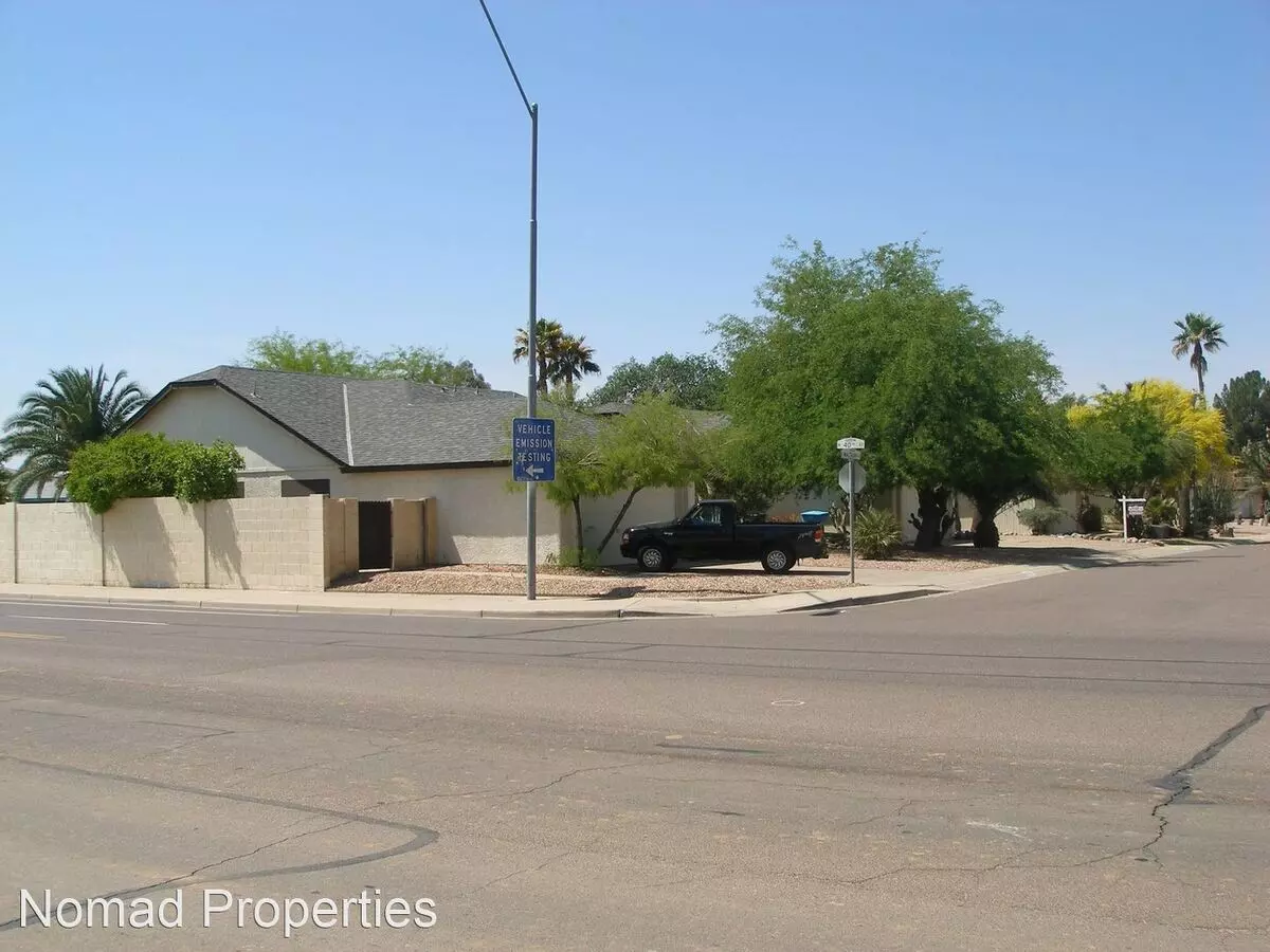 3951 E Waltann Ln photo 3
