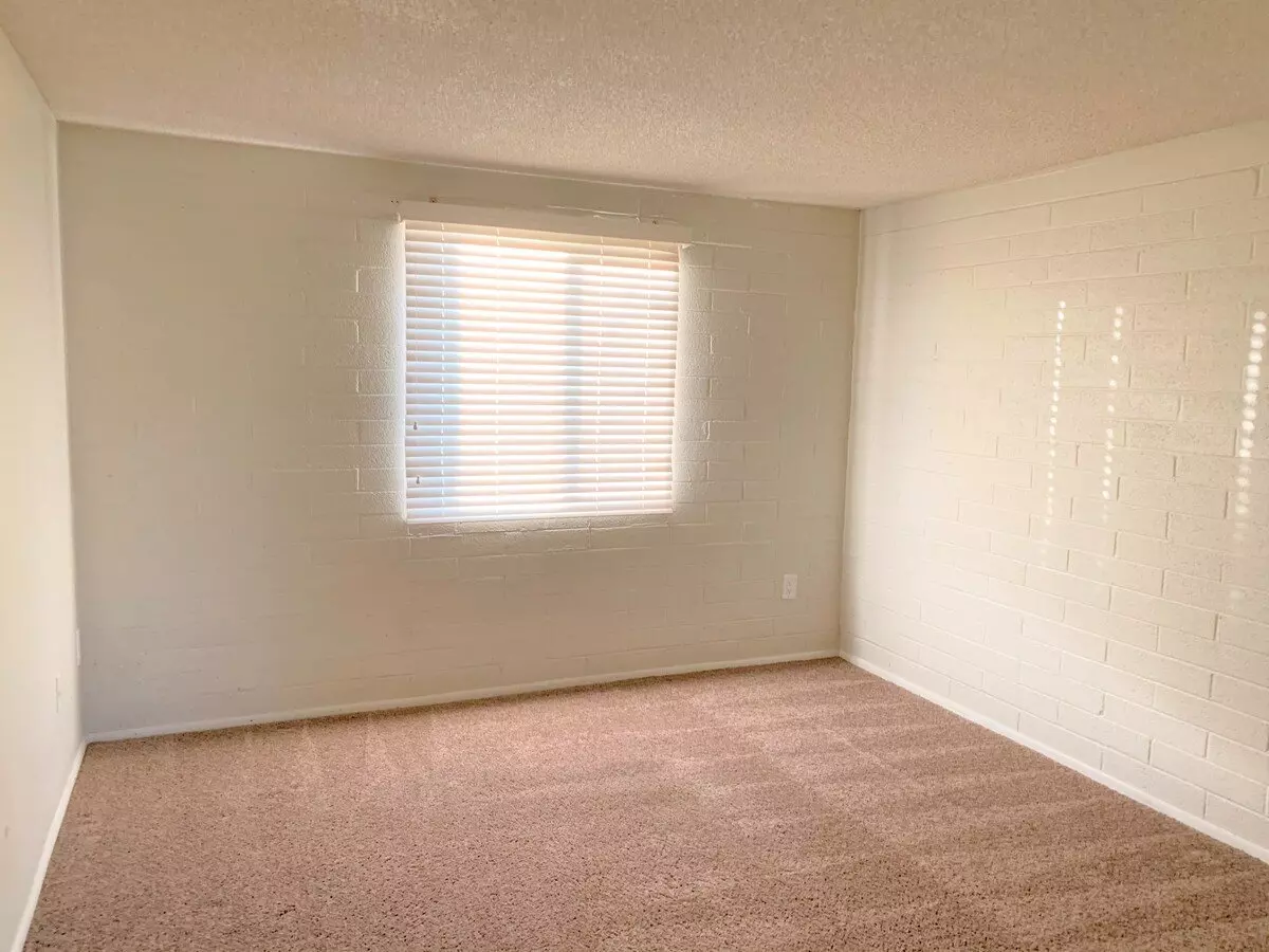 3Bd 2Ba Sinlge Level Central Phoenix Home! photo 2