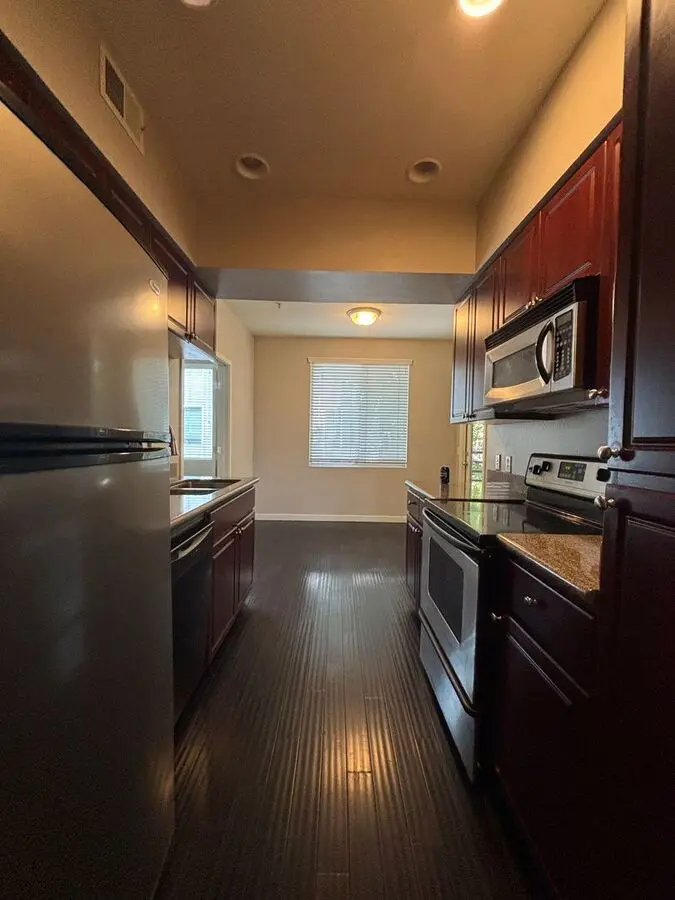 3rd Ave Palms 3 Bed 2 Bath