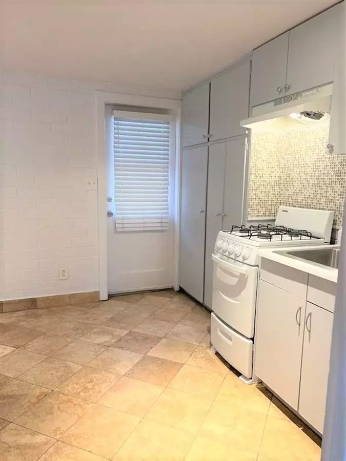 4127 N 18th Pl unit Apt 3 photo 4