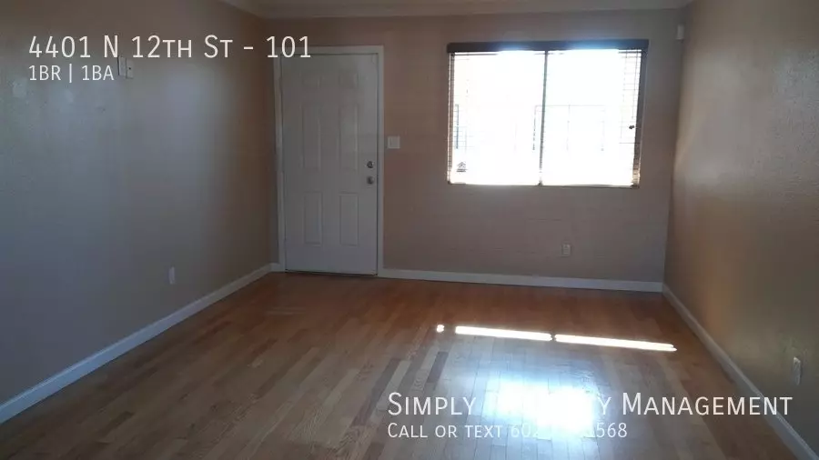 1 Bed  1 Bath Apartment in Downtown Phoenix photo 4