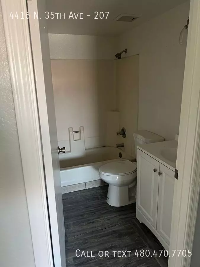 Hacienda Park Apartments photo 5