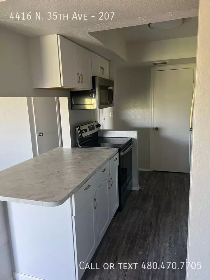 Hacienda Park Apartments photo 2