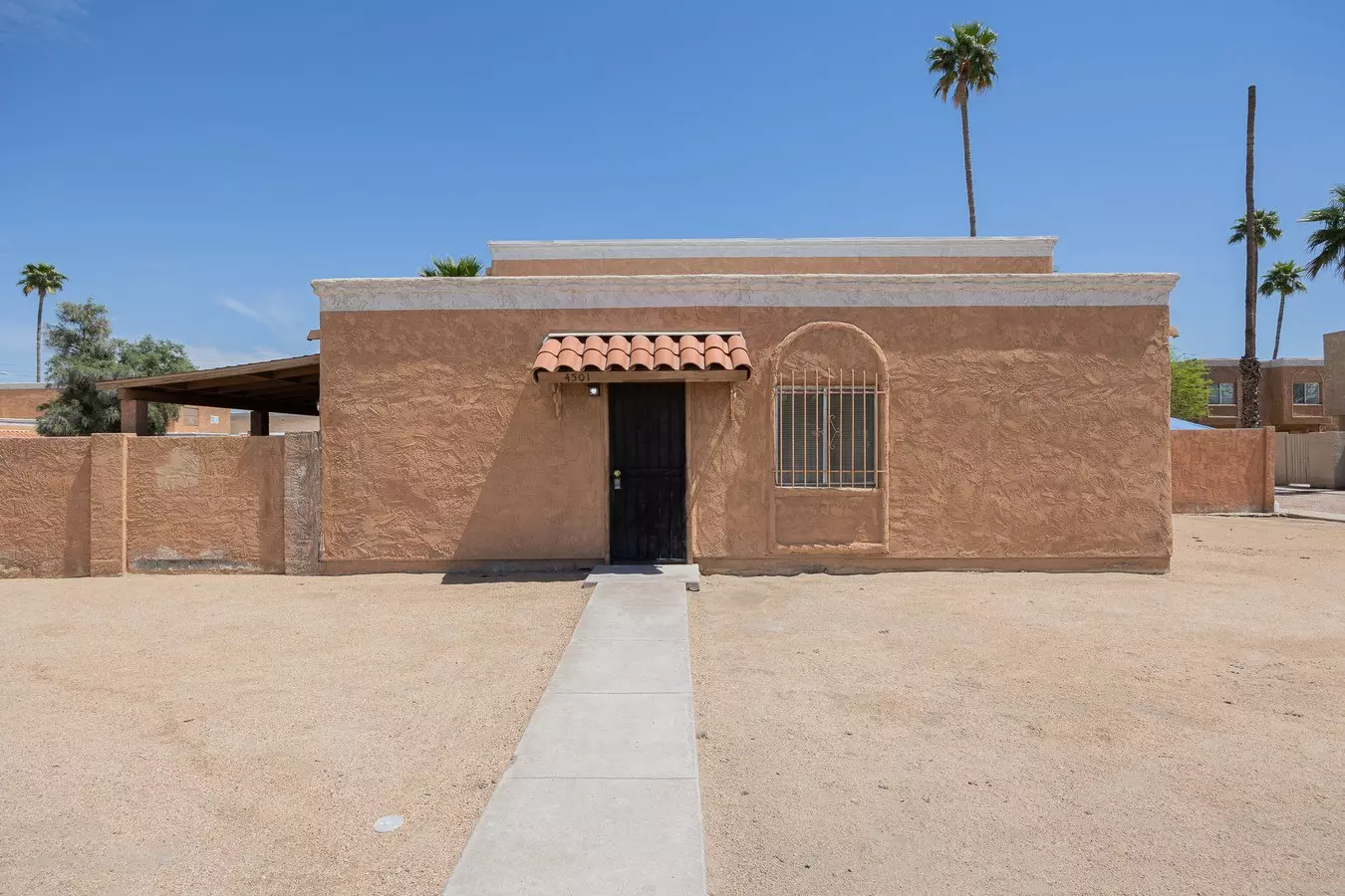 4501 E Riverside St photo 2