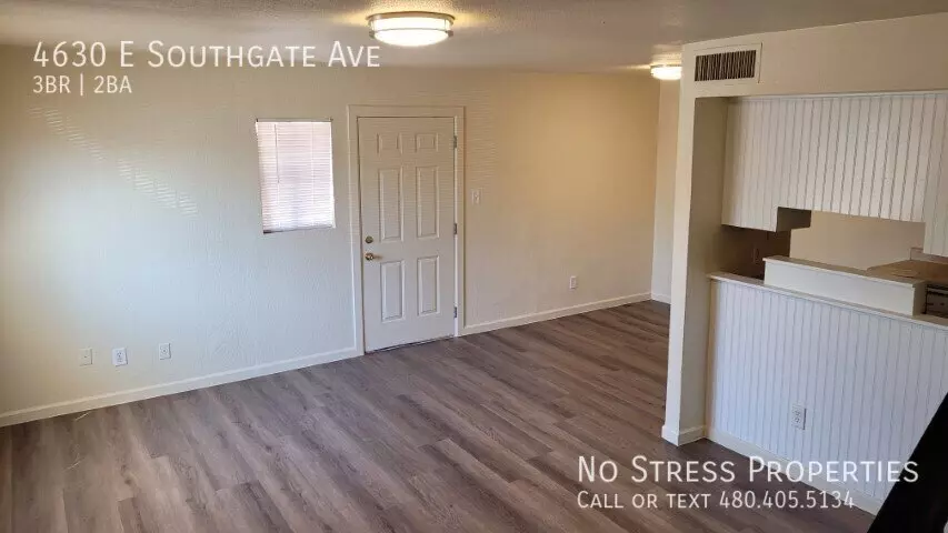 4630 East Southgate Avenue, Phoenix, AZ 85040 photo 2