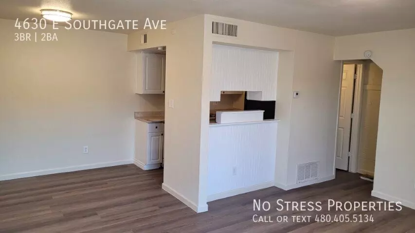 4630 East Southgate Avenue, Phoenix, AZ 85040 photo 3