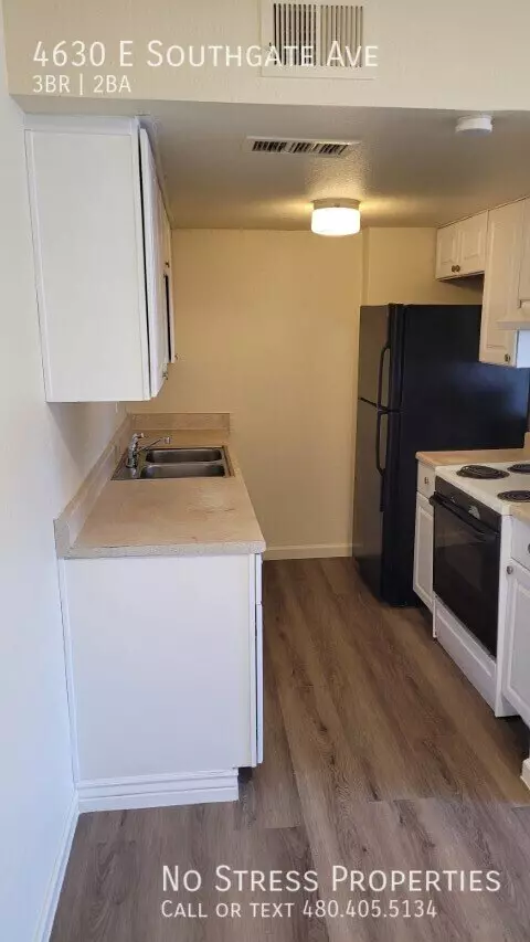 4630 East Southgate Avenue, Phoenix, AZ 85040 photo 4