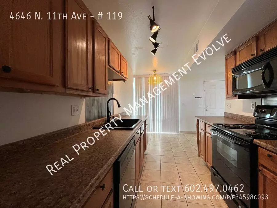 4646 N 11TH Avenue photo 3