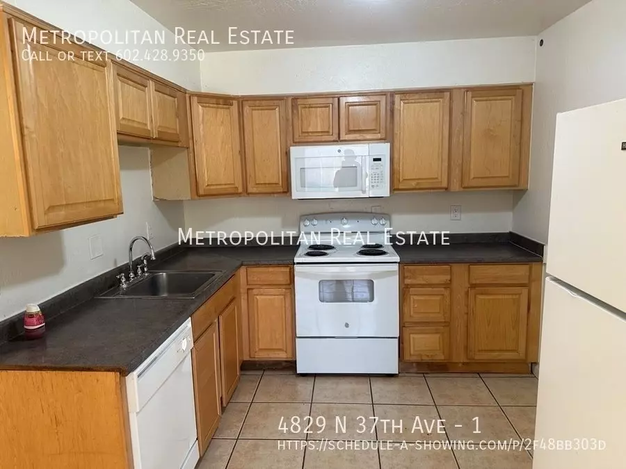 4829 North 37th Avenue, Phoenix, AZ 85019 photo 3