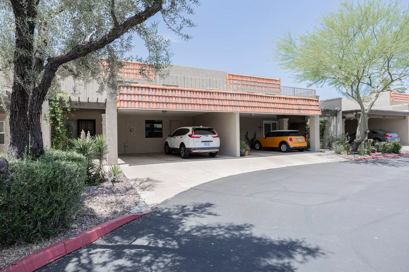 4922 North 42nd Way, Phoenix, AZ 85018 photo 3