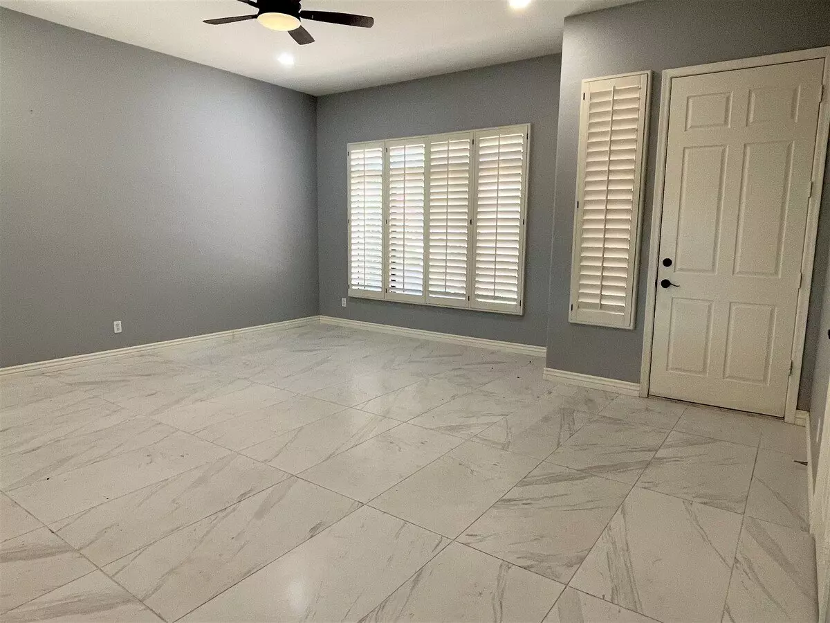 4523 East Swilling Road, Phoenix, AZ 85050 photo 4