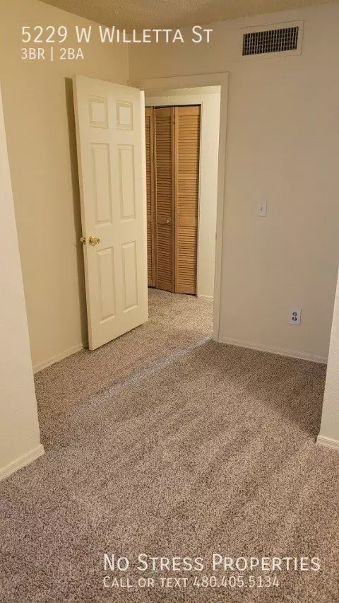 5229 West Willetta Street, Phoenix, AZ 85043 photo 3