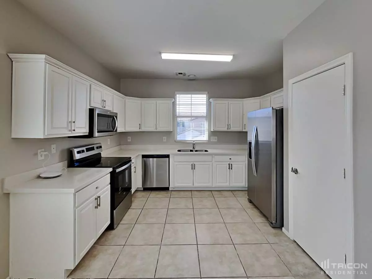 5318 West Odeum Lane, Phoenix, AZ 85043 photo 3