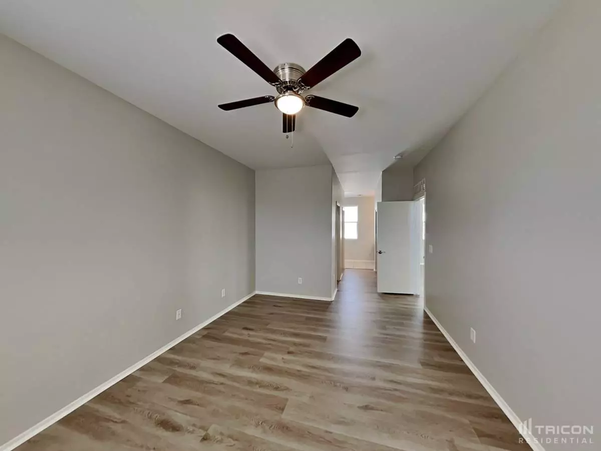 5318 West Odeum Lane, Phoenix, AZ 85043 photo 4