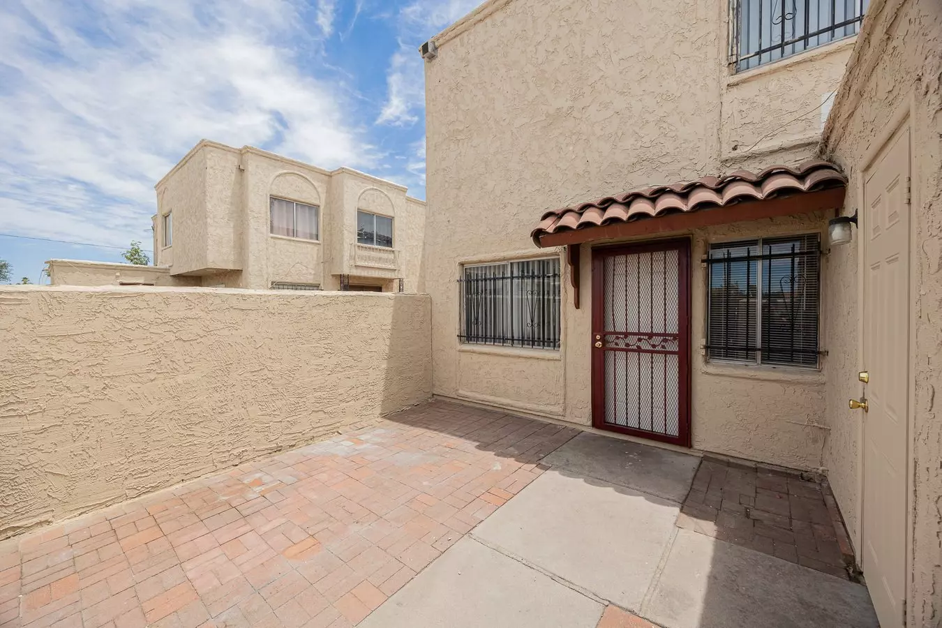 5415 W Lynwood St Phoenix, AZ 85043 photo 3
