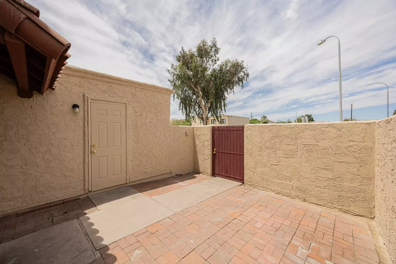 5415 W Lynwood St Phoenix, AZ 85043 photo 5