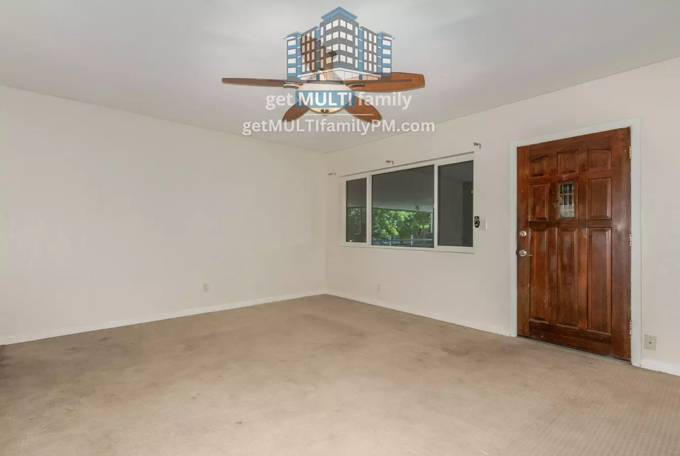 721 E MONTEBELLO Avenue photo 5