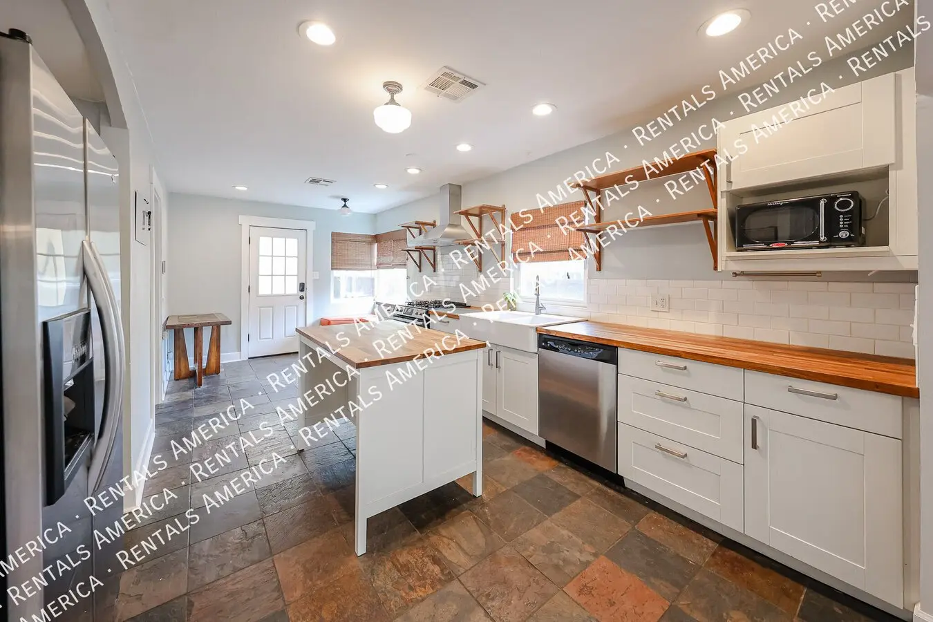 724 E Portland St Phoenix, AZ 85006 photo 2