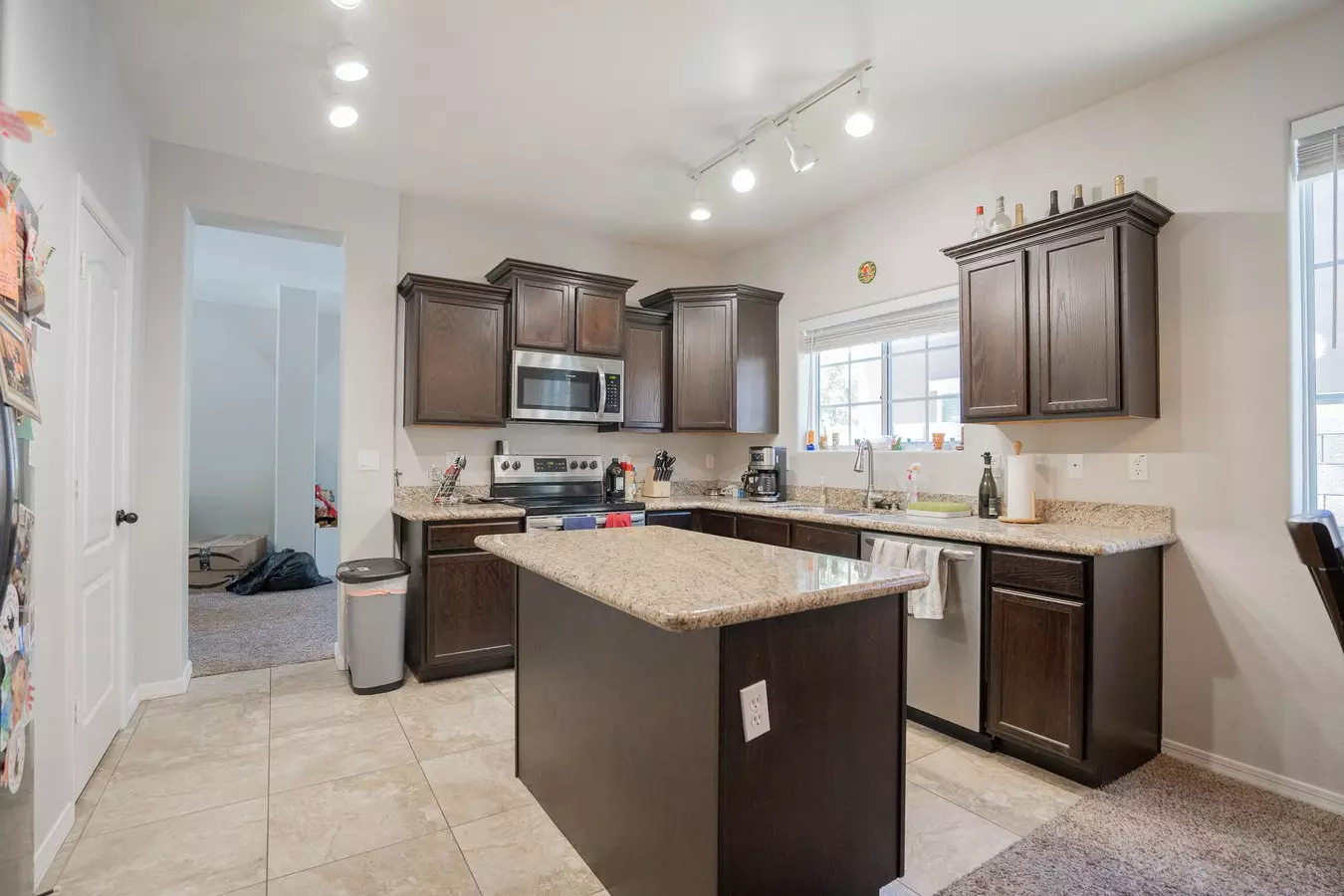 7422 South 27th Way, Phoenix, AZ 85042 photo 5