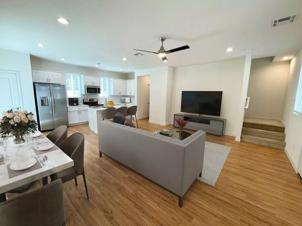 814 E Roma Ave Phoenix, AZ 85014 photo 3