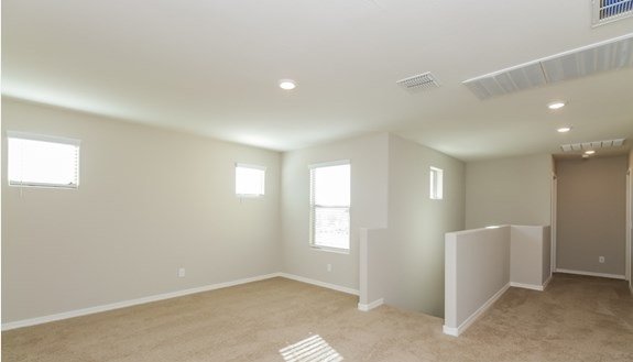 8223 W Odeum Ln photo 4