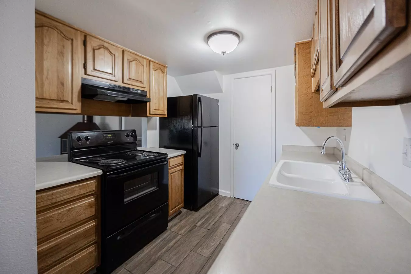 8445 North 34th Avenue, Phoenix, AZ 85051 photo 5