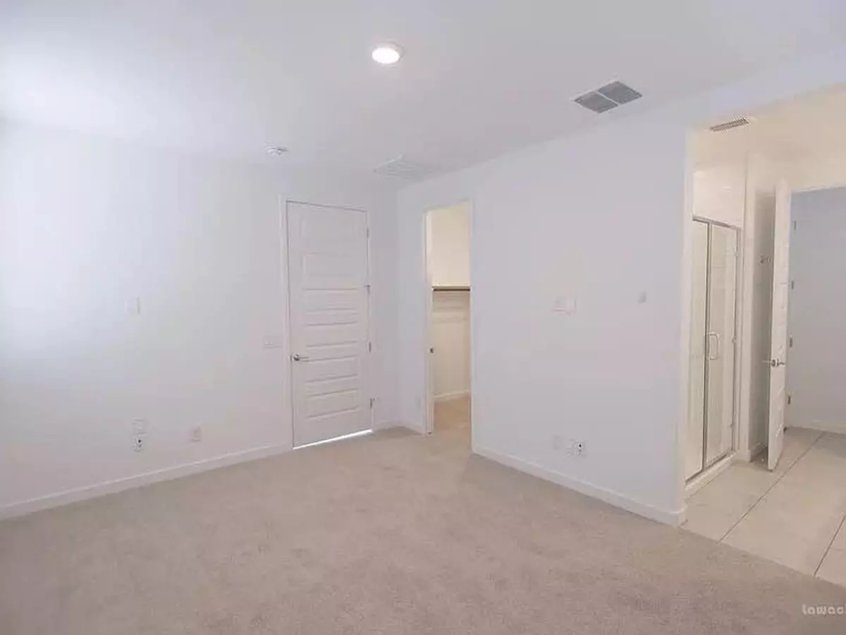 House for Rent in Phoenix photo 3